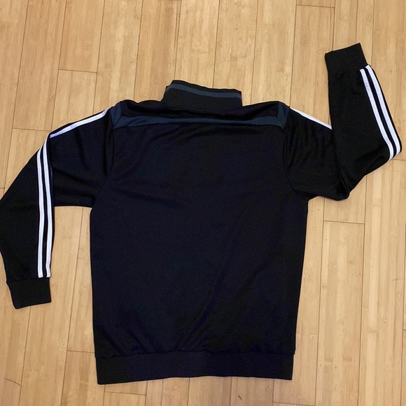 Adidas sport jacket, large, Juventus - Picture 8 of 8